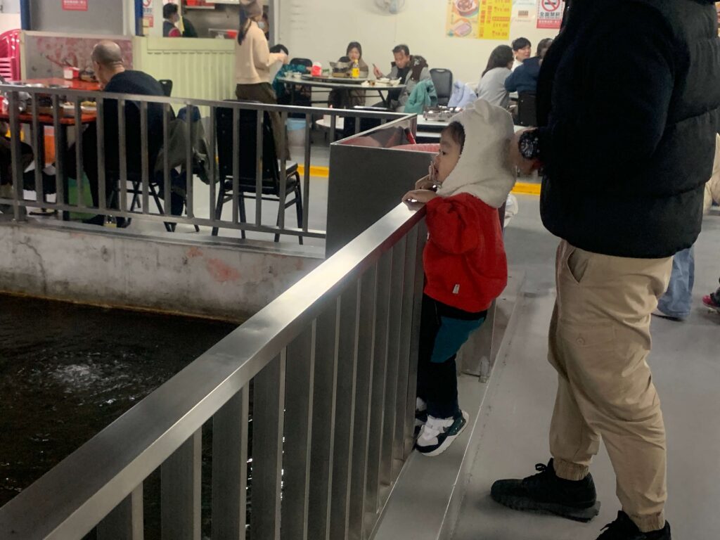 長興釣蝦場麻辣臭豆腐釣蝦池