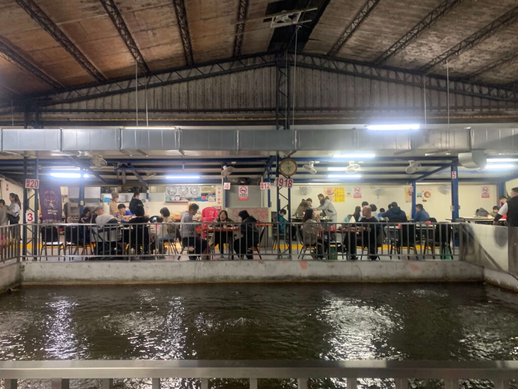 長興釣蝦場麻辣臭豆腐釣蝦池