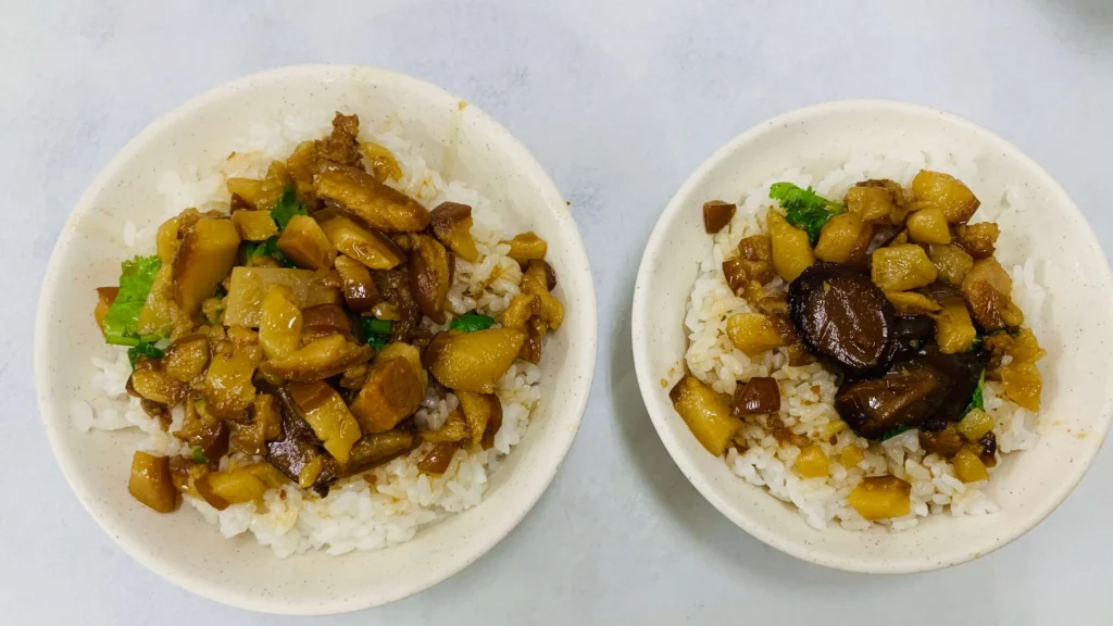 苗栗竹南|冠友滷肉飯大小碗