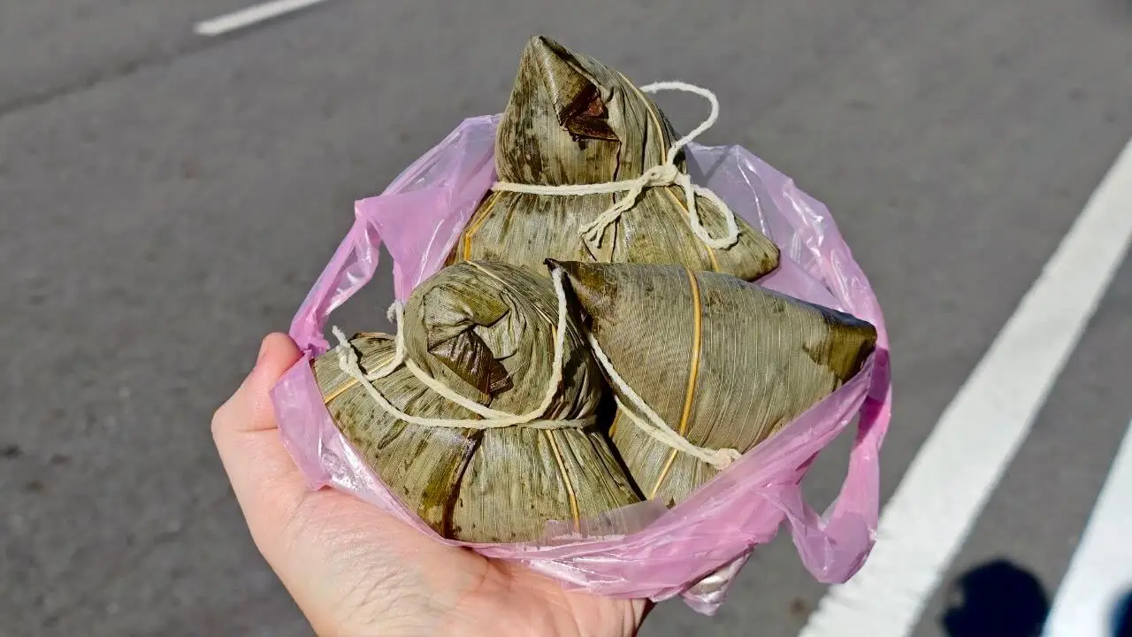 苗栗竹南菜包天文宮小貨車